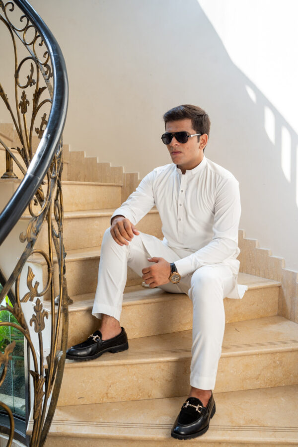 White Kurta - Image 2